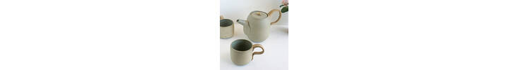 Old Style Teapot Sandy Beige