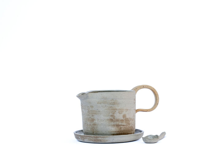 Gravy Boat Set with drip plate and spoon - Pale Blue-Grey sideview (white)