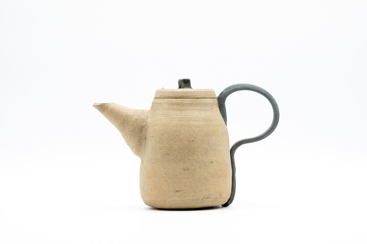 Teapot in Sandy Beige